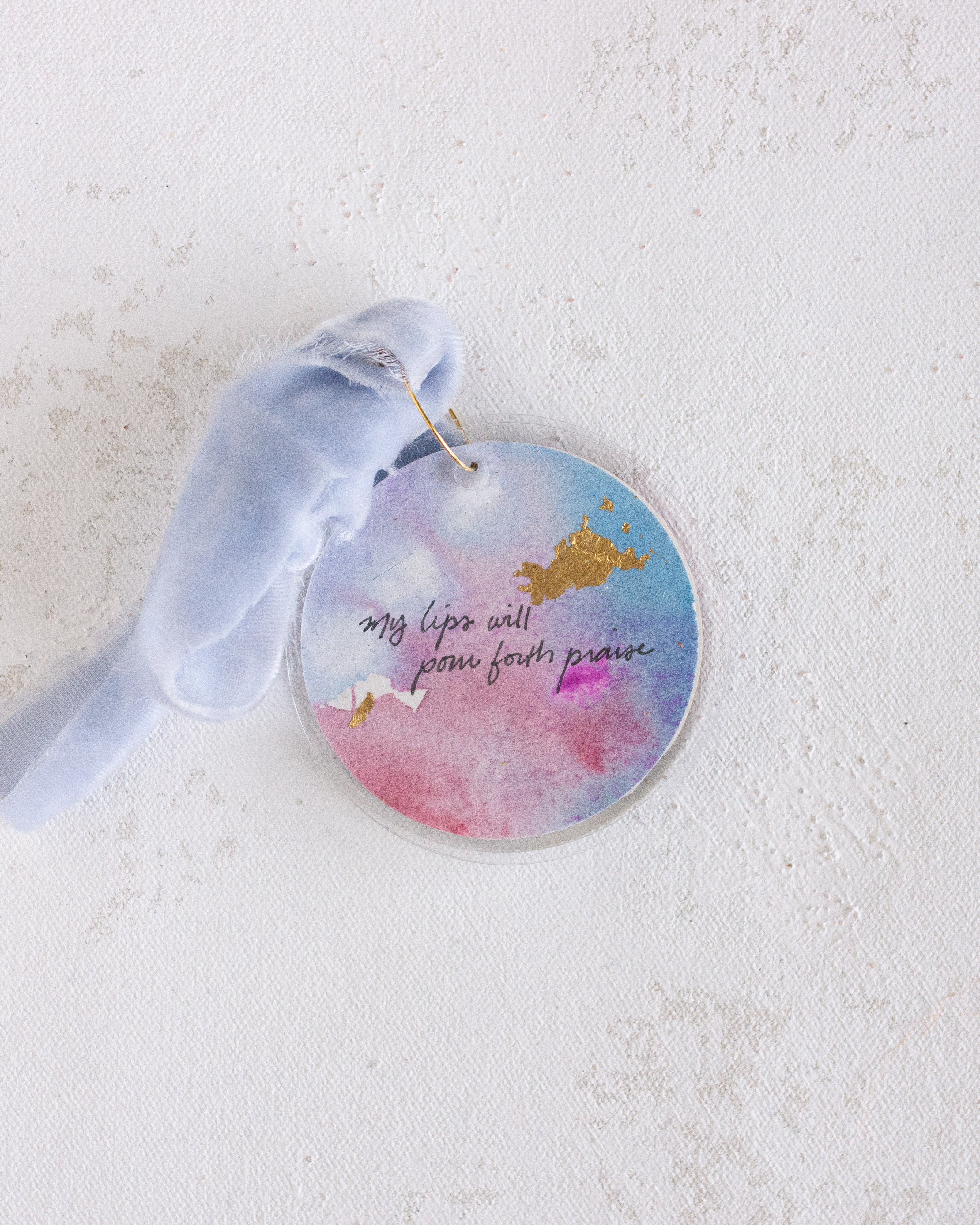 Pour Forth Praise | Light Blue