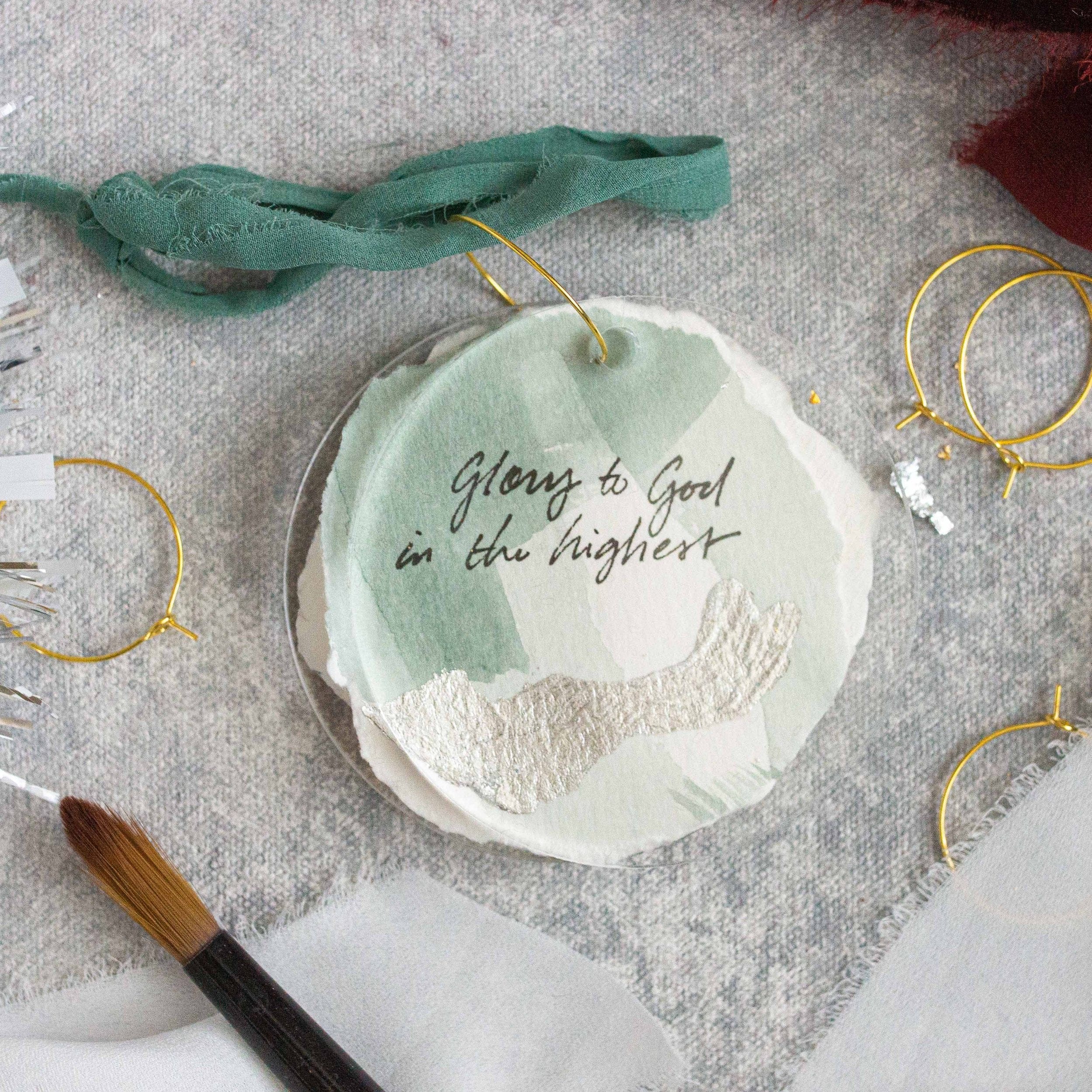 Glory to God - Green Crinkle