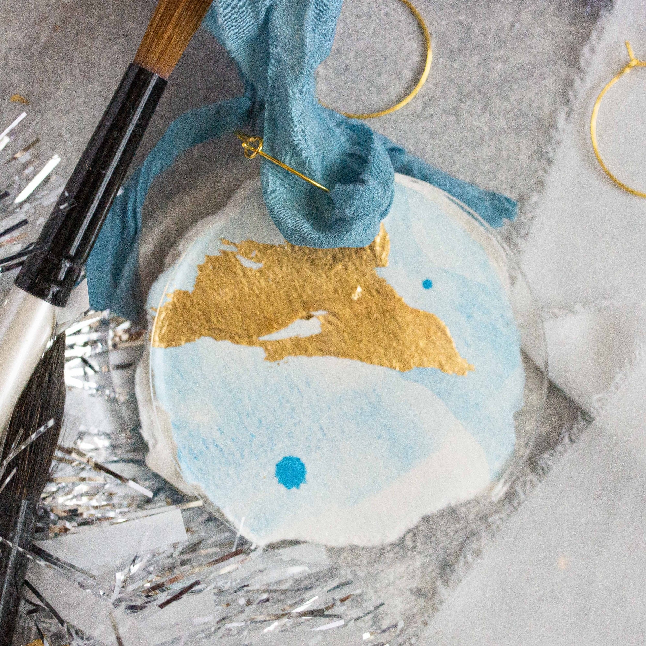 Glory to God - Blue Crinkle