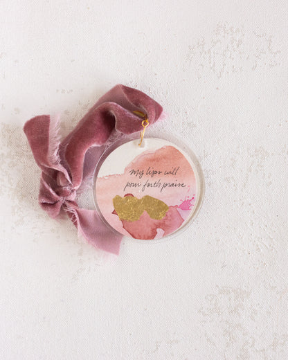 Pour Forth Praise | Berry