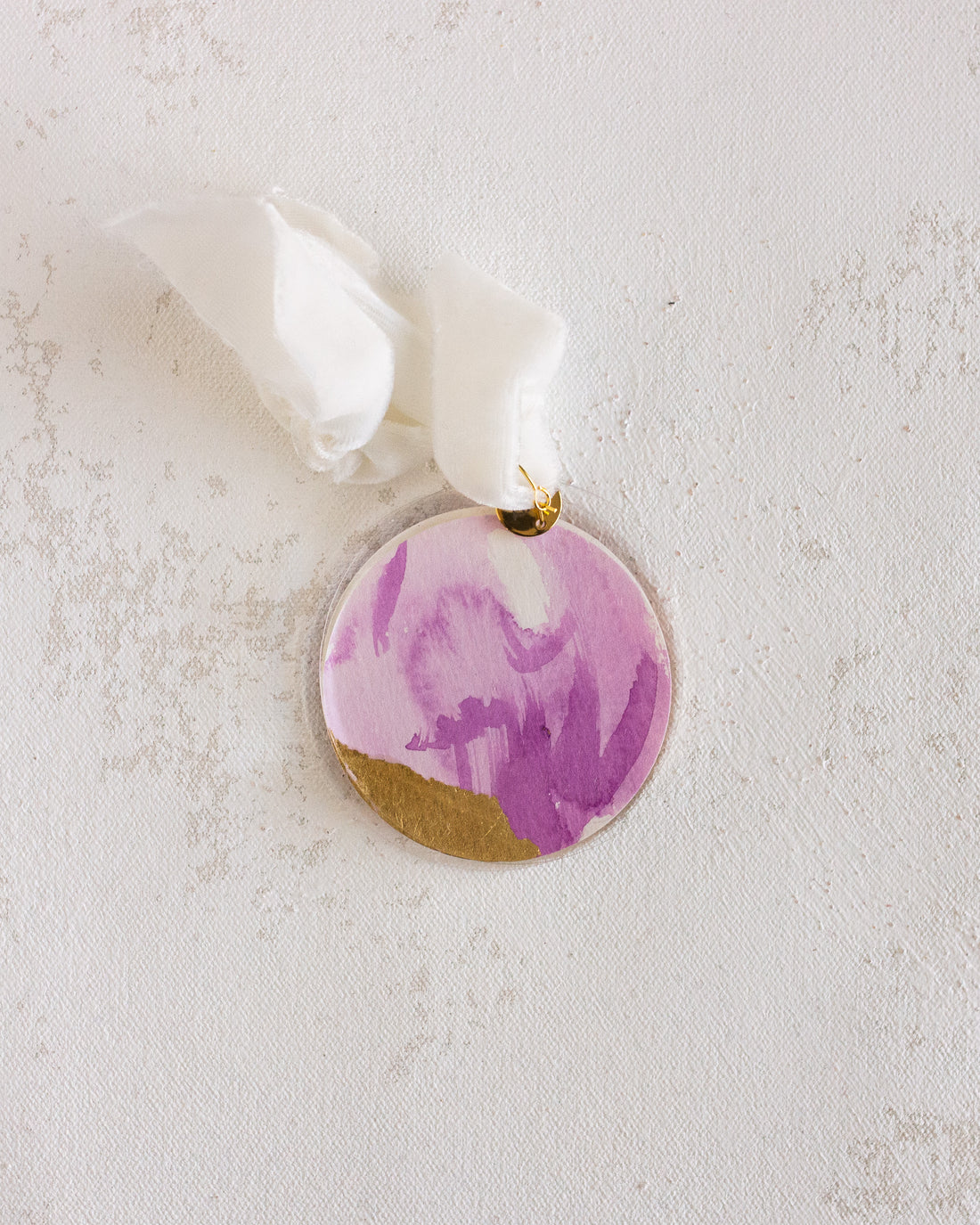 Glory to God | White