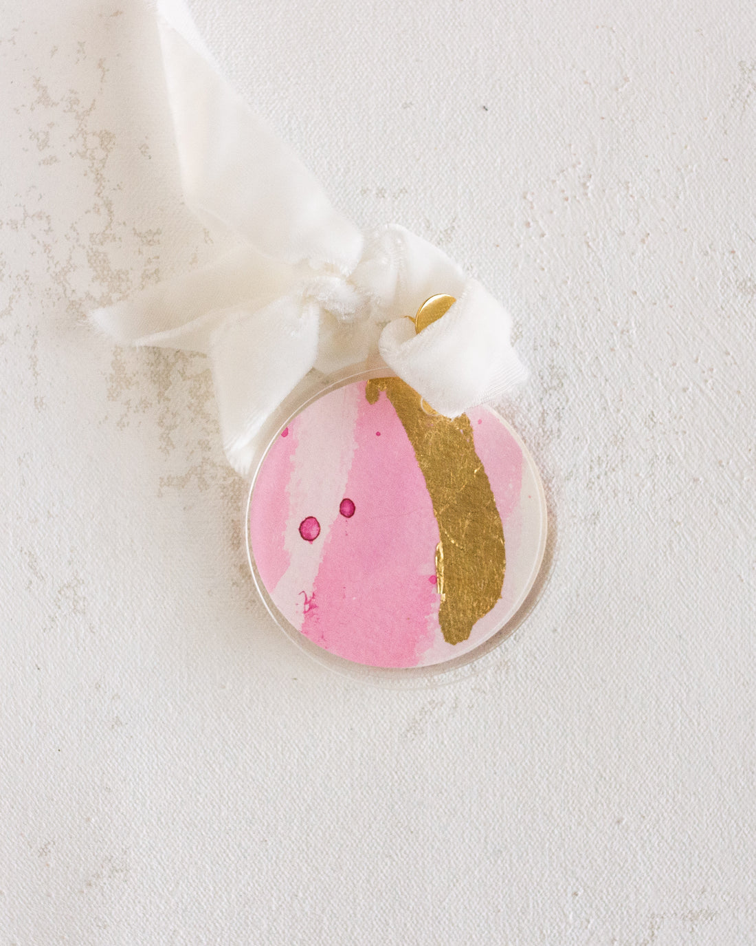 Glory to God | White