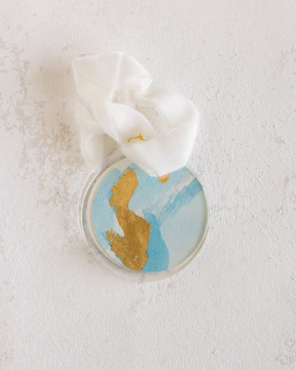 Glory to God | White