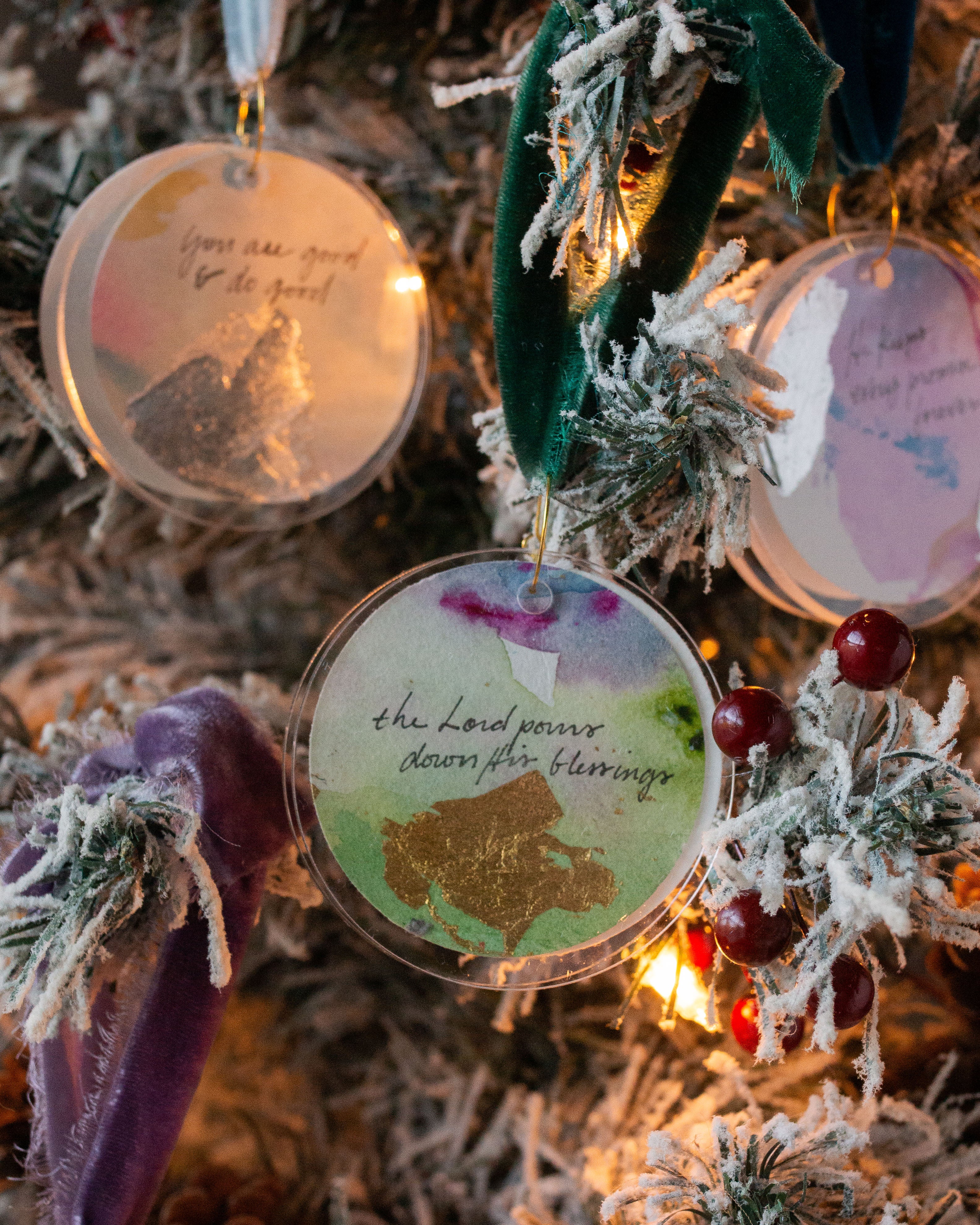 The Lord Pours Down His Blessings | Green