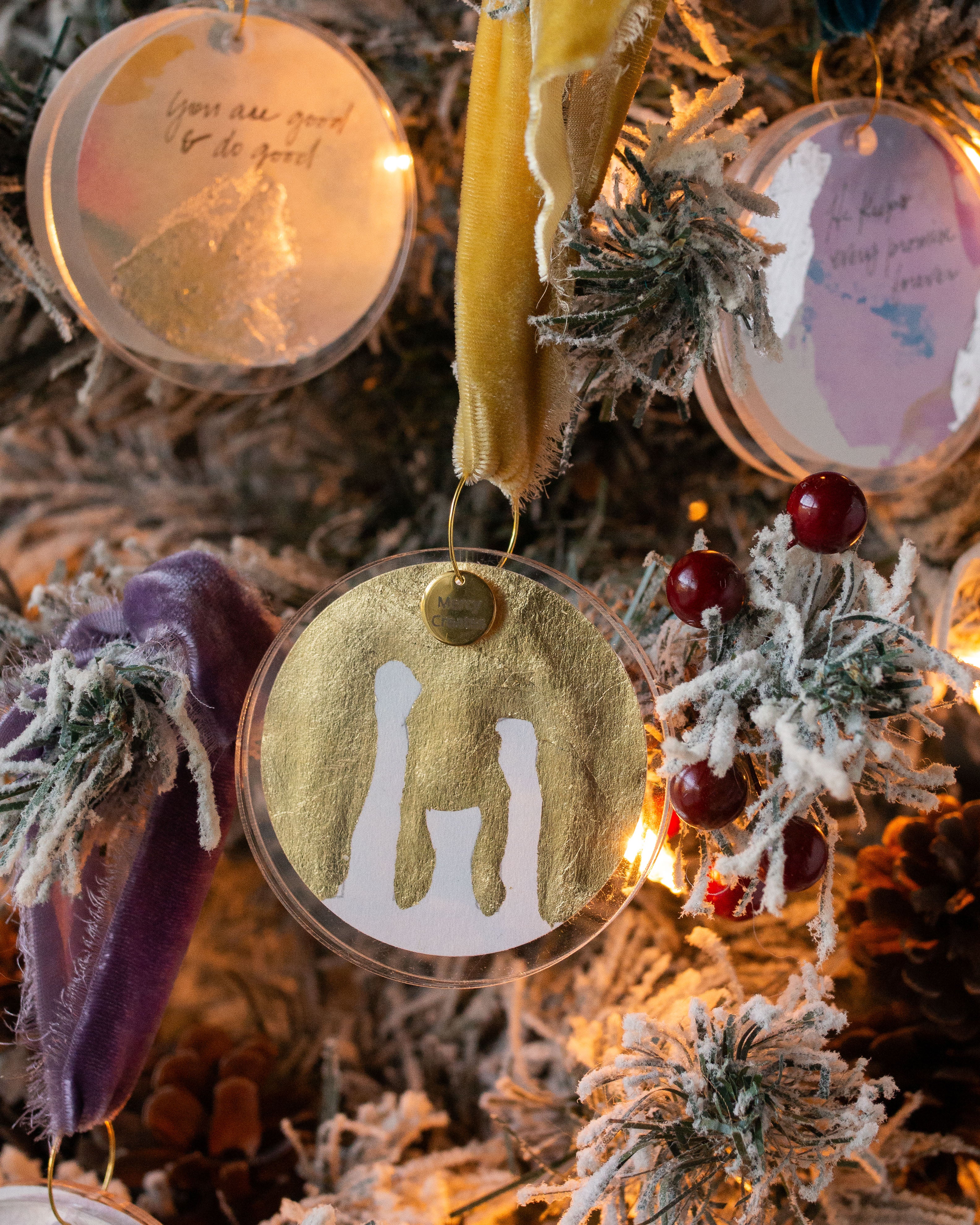 Nativity Ornament - Gold