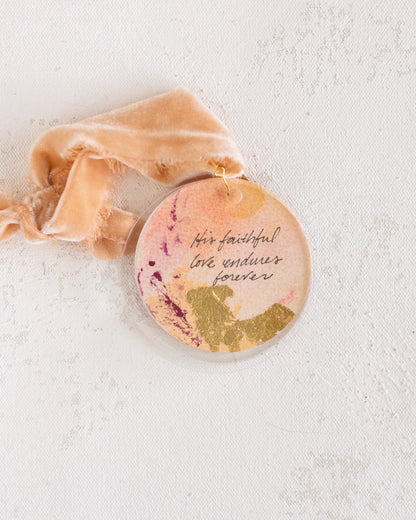 His Faithful Love Endures Forever | Peach