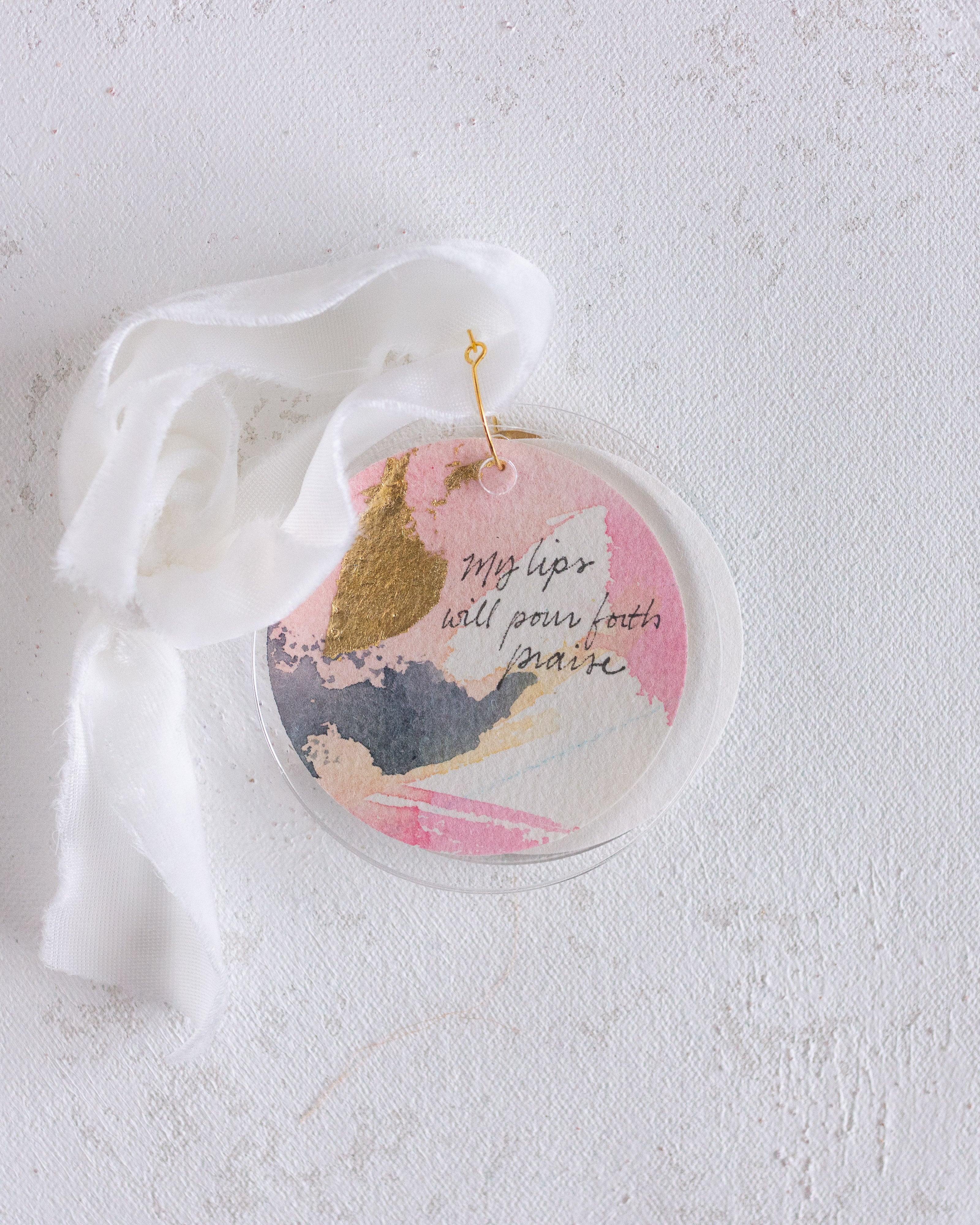 Pour Forth Praise | White