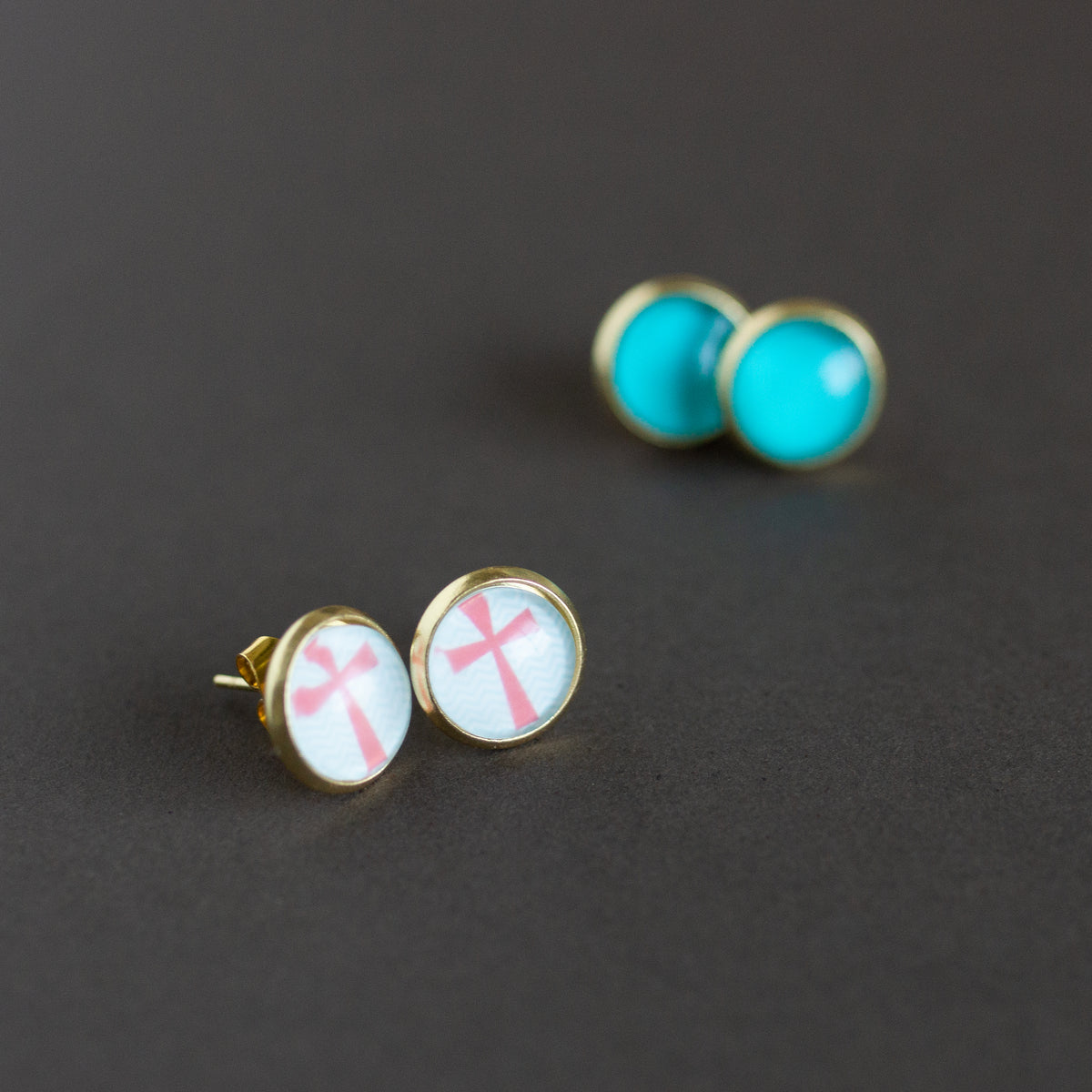 Cross Studs | Earrings